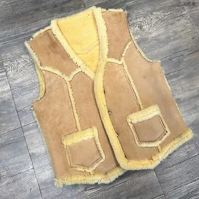 Vintage J.C. Penney Men Vest Size Medium Thick Pile Pockets Snap Marlboro Man • $50