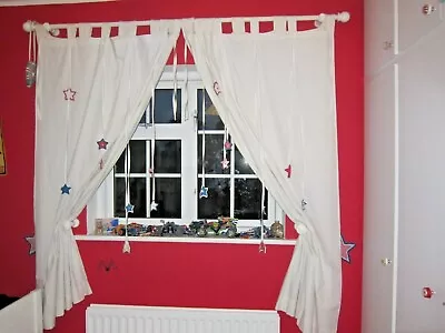 Exc Cond White Cotton Hanging Stars Lined Tab Top Curtains 110x183cm (43 X72 ) • £16