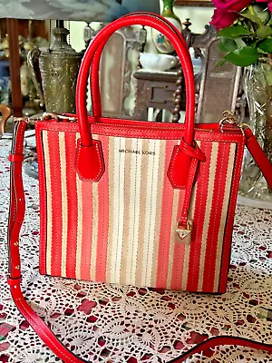 MICHAEL KORS Mercer CORAL LEATHER & WOVEN STRAW STRIPE Accordion Convertible Bag • $95