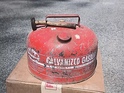 Vintage EAGLE 2.5 Gallon Galvanized Safety Gas Can Model SP-2 1/2 • $12