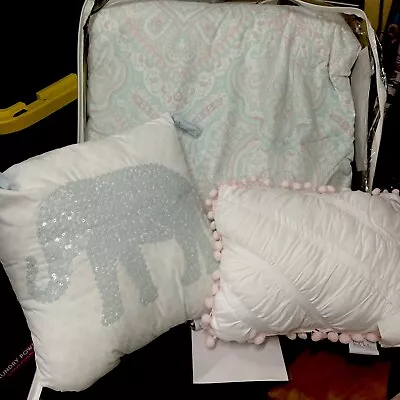 Nicole Miller 4pc ELEPHANT Twin Comforter Set Sequenced 2 Throw Pillow Pink Mint • $79.95