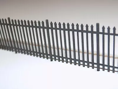 6ft Wrought Iron Fencing (1.5 Metres) 00 Scale 1:76 Model Railway Security Fence • £5.85