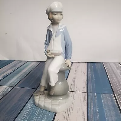 Lladro Beautiful Glass Handmade Figure 1972 Boy With Sailboat #4810 Spain • $69.99