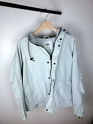 Zaras Light Hooded Jacket Medium New With Tag  • $38.59