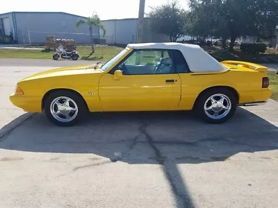 1983-1989 Ford Mustang Convertible Top Glass Window & Pads White • $649