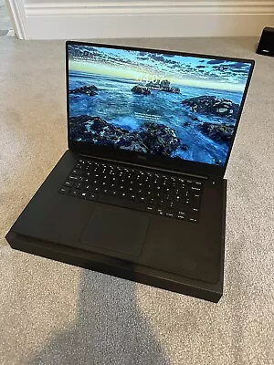 Dell XPS 15 9560 15.6  I7-7700HQ 2.8 Ghz 512GB SSD 16GB RAM • £205