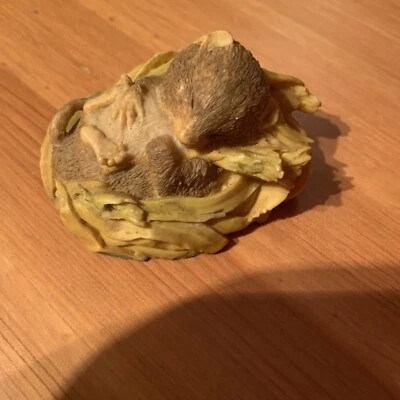 Vintage Aynsley Mastercraft Sleeping Doormouse Figurine • £3