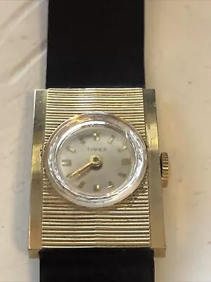 Vintage Timex Manual Wind Watch NR • $8.80