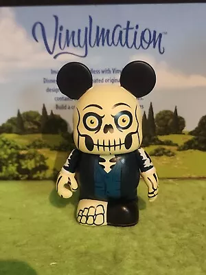 DISNEY Vinylmation 3  Park Set 2 Haunted Mansion Master Gracey Skeleton  • $5.99