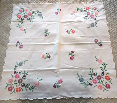 Vintage Hungarian Kalocsa Embroidered Tablecloth Matyo Floral Scallop Edge • $32.99