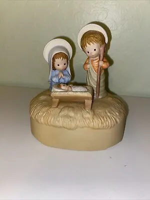 Hallmark 1983 Mary Hamilton Nativity Silent Night Ceramic Music Box Figurine • $39.99