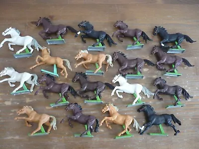 £20 • Buy Britains Deetail 18 Horses For Toy Soldiers Spares & Repair