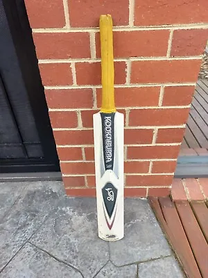 KOOKABURRA SWORD ROCKET (82cm)  JUSTIN LANGER W.A & AUSTRALIA USED CRICKET BAT • $17.95