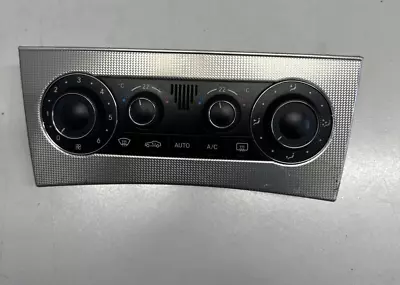 2006 Mercedes C Class W203 Heater Climate Control A2038304085 • $31.57