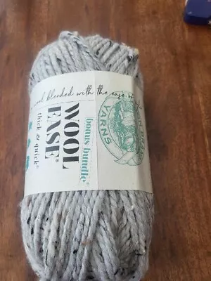 Lion Brand Superchunky Knitting Wool Huge Ball 340g Grey Marble  Tweed • £6.99