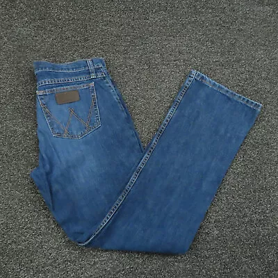 Wrangler Jeans Adult 31x32 Blue Denim Regular Fit Straight Cut Medium Wash Mens • $19.95