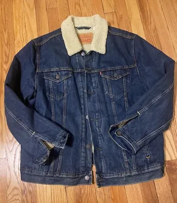 Levi's Denim Sherpa Lined  Truckers Jacket Size Large • $39.99