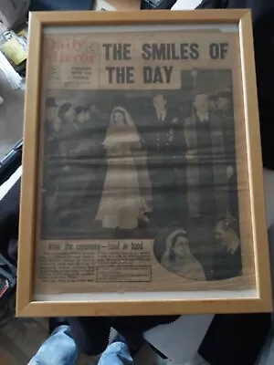 FRAMED ORIGINAL DAILY MIRROR QUEEN ELIZABETH II WEDDING  21 November  1947 • £40