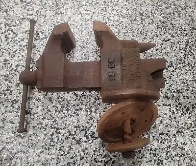 Vintage Antique  Chaz Parker No 21 Bench Vise Pat 1867 Needs Collar • $135