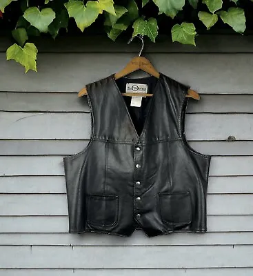 VTG Mens Vest Black Leather Biker Motorcycle Snaps Size 46 Punk Rocker Quality • $39.99