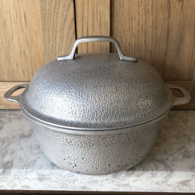 $15.99 • Buy Vintage Century Silver-Seal Cast Hammered Aluminum Pot With Lid 8” Diameter  2QT
