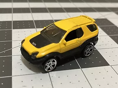 2000 Hot Wheels Isuzu Vehicross #144 Yellow Diecast Unpainted Base GOOD SHAPE • $4.25