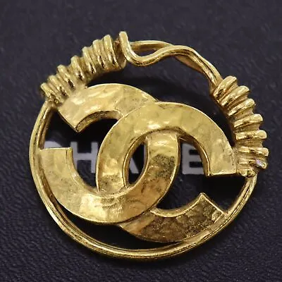 CHANEL CC Logos Round Used Pin Brooch Gold Plated 94P France Vintage #AG854 W • $1201.56