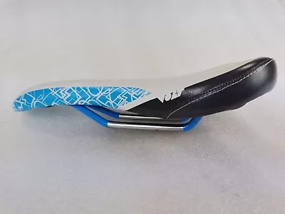 New Old Stock Wtb Volt Blue-white Saddle Seat 265x135mm Road Mtb • $39.59