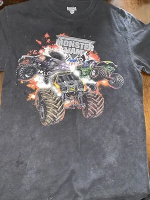 Monster Jam 2012 T-Shirt Men's Size SmallGrave Digger Trucks Graphics • $12