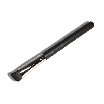 MAC 106S Concealer Brush Synthetic Fibre Triangular Detail Blending Brush • $14.99