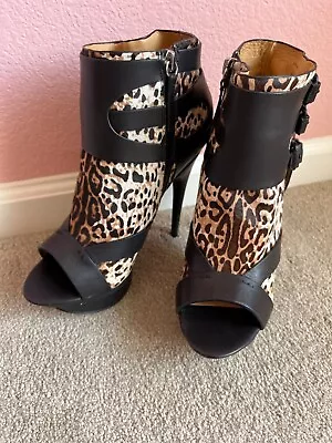 L.A.M.B. Gwen Stefani Dorrie Leopard Platform Boots Size 10 NIB • $199