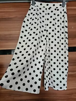 Qed London Wide Crop Trousers Polka Dot Size 8 • £3