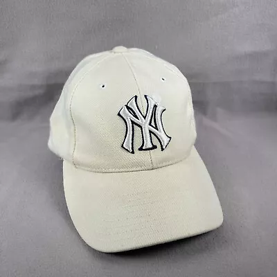 Vintage New York Yankees Hat Mens One Size White Snapback Cap PUMA Baseball • $14