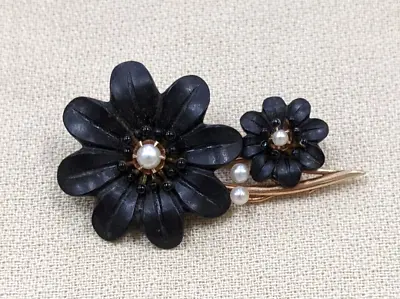 Victorian Carved Onyx And Pearl Mourning Brooch With Rose Gold Backing • $125