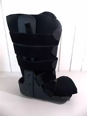 Tall DeRoyal Walking Boot Medical Cast Brace Size Medium Mens • $16