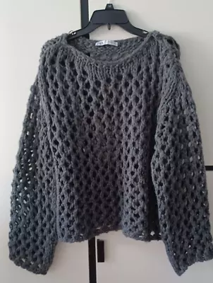 Zara Gray Open Knit Yarn Sweater Size M • $25.99