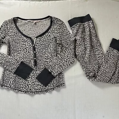 Victorias Secret Thermal Waffle Knit Pajamas Womens Medium Cheetah Gray 2 Piece • $12.75