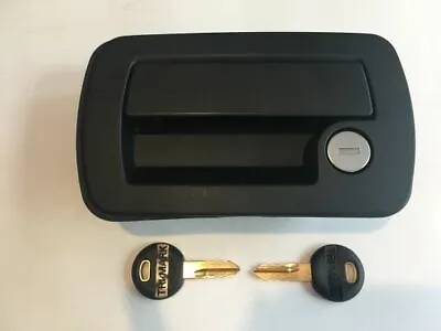 $59.95 • Buy TriMark Right Hand Lock RV Compartment Storage Baggage Door Latch 2 Key 20599-05