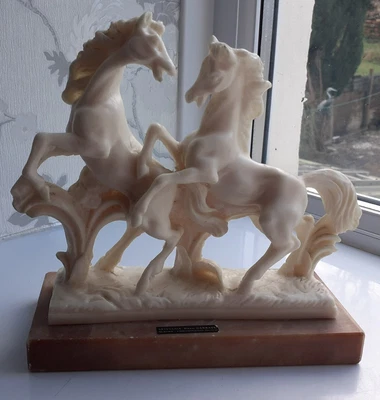 £14.99 • Buy Vintage Greek Roman Romantic Resin Horses On  Onyx/ Marble Base Statue Figurine