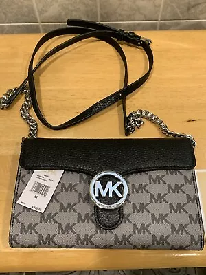 NWT Michael Kors VANNA Crossbody Bag Black Logo Purse/ Wallet 100% Authentic • $69.99