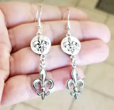 Silver Fleur De Lis Earrings Fleur De Lis Jewelry Paris Theme Dangle Earrings • $21.95