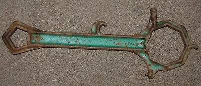 $34 • Buy Vintage Fire Hydrant Wrench 15 3/4 Inches Long Fireman M/2 1 1/2