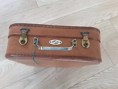 Vintage Tan Vanity Case Foxcroft Made In England Cheney Locks Keys Prop Storage  • £19.99