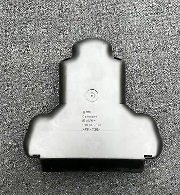 VW MK3 /3.5 Cabrio 1995-2002  Tail Light  Bulb Holder Cover Plate 1H6945520 OEM • $9.97