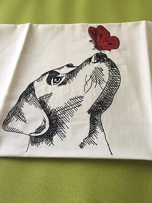£7 • Buy Embroidered Quilt Block/Panel. Large Design. Labrador On Cotton Fabric