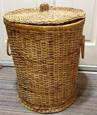 Wicker Round Trash Bin Laundry Hamper W/ Handles & Lid 20  Tall X 17  Diameter • $85