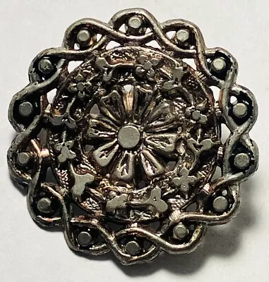 Antique Vintage Openwork Pewter Metal Button With Scalloped Rim 1” • $0.99