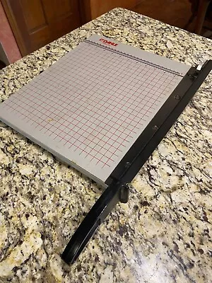 VINTAGE DAHLE Paper Cutter Model #012 15 X 13  VG+/EXC- Condition • $37.50