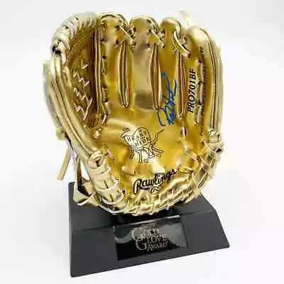 Barry Larkin Autographed Mini-Gold Glove Display • $127.50