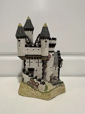 David Winter Cottages Scottish Collection Macbeth's Castle 1988 • £34.99